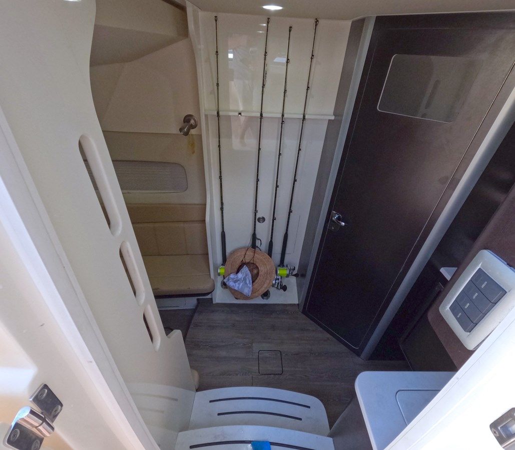 Купить яхту - - SCOUT BOATS в Shestakov Yacht Sales