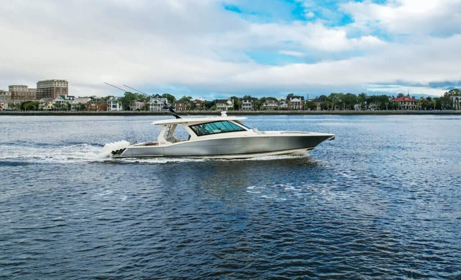 Продажа яхты 2024 Scout 530 LXF - SCOUT BOATS