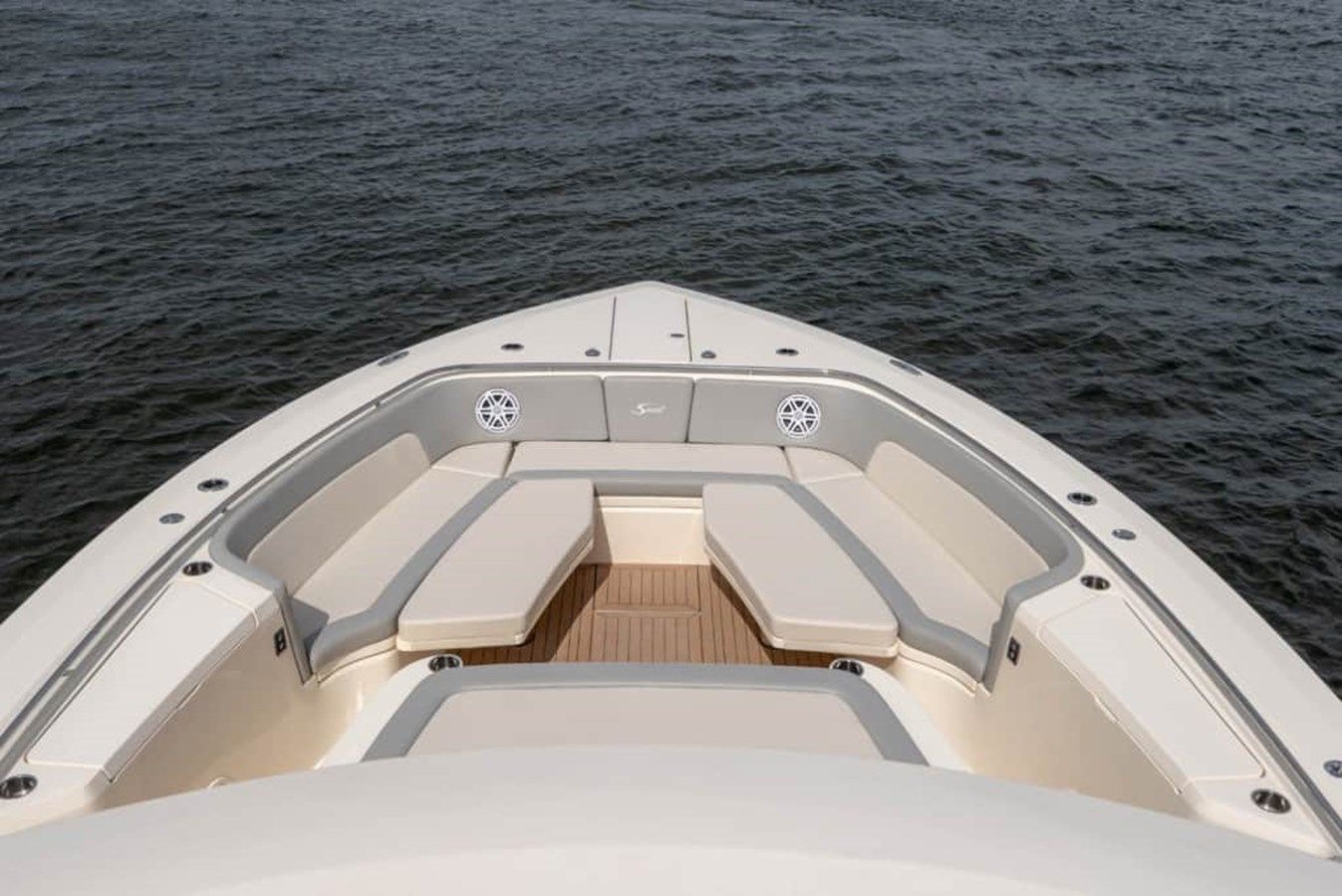 2024 Scout 530 LXF - SCOUT BOATS