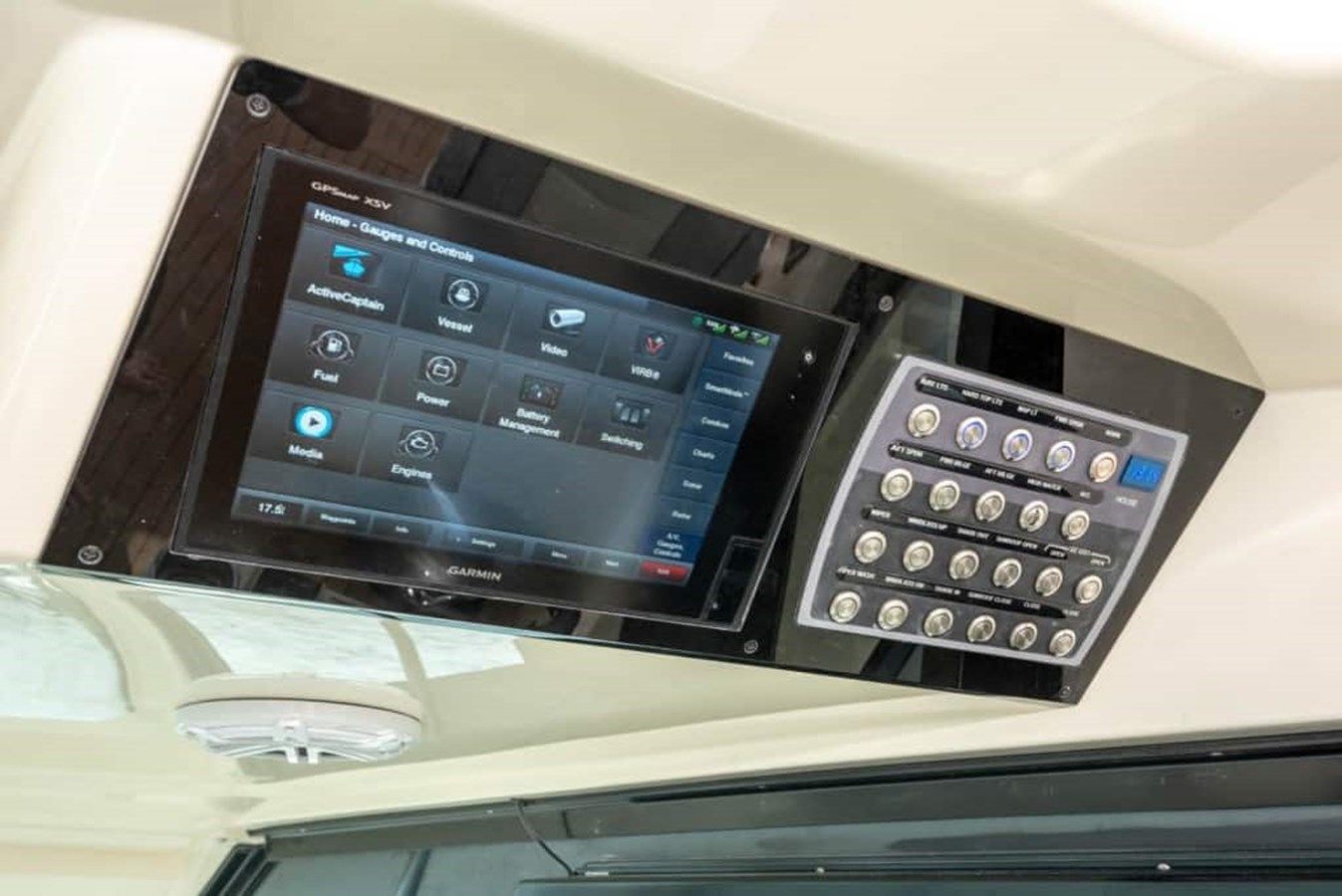 Лучшие предложения покупки яхты 2024 Scout 530 LXF 53