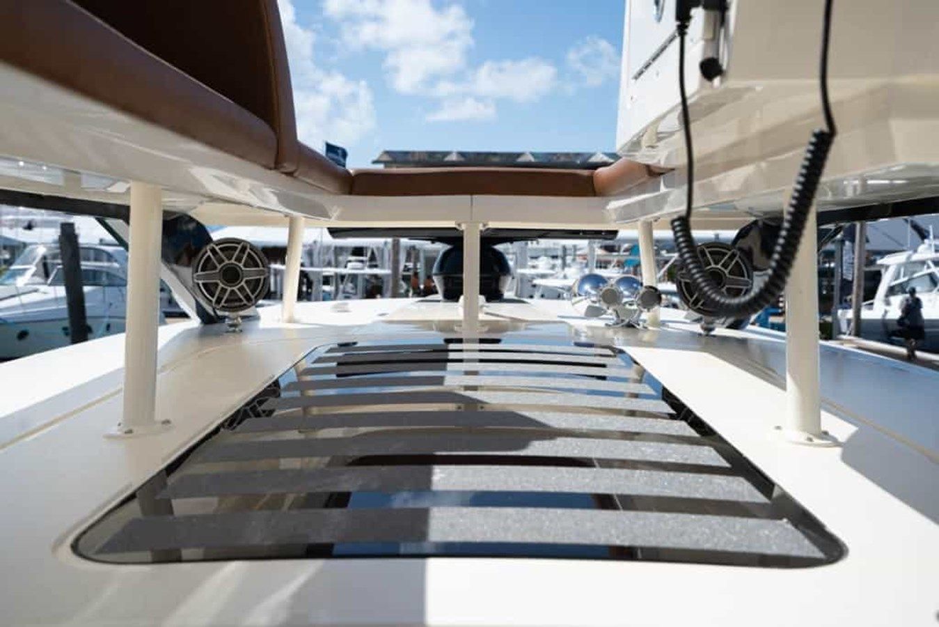 Купить яхту 2024 Scout 530 LXF 2024 в Shestakov Yacht Sales