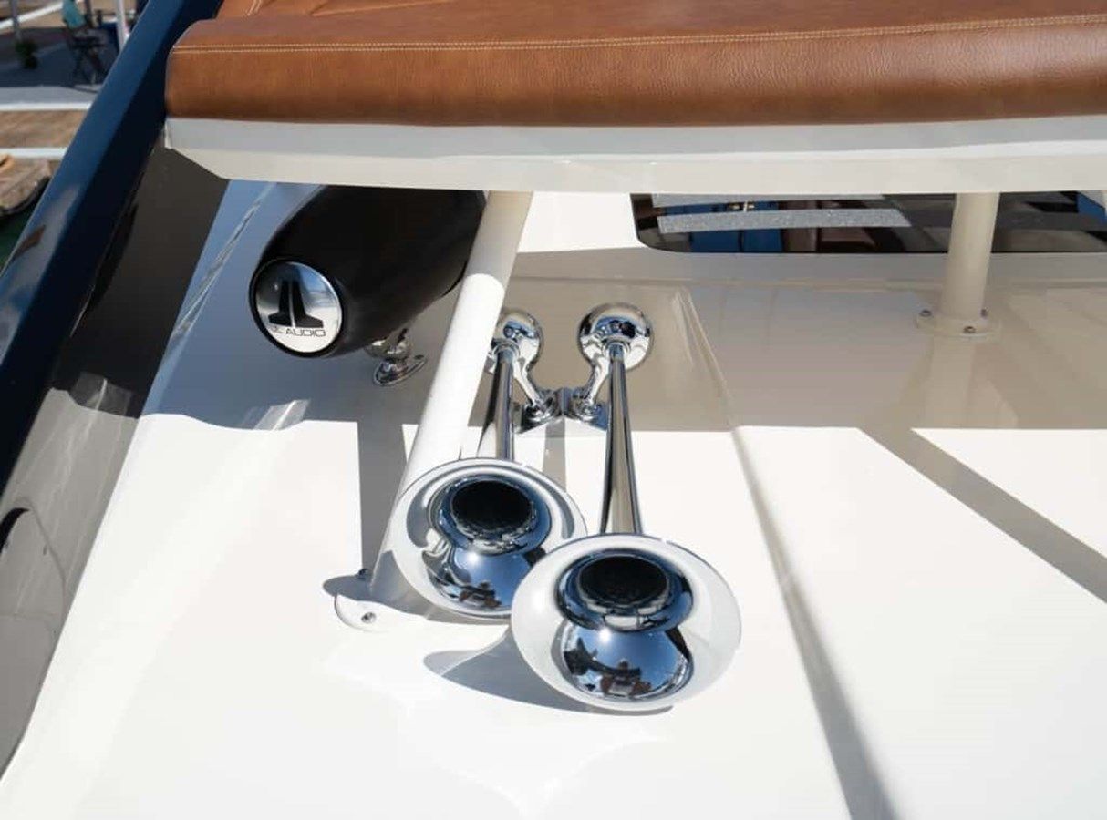 Купить яхту 2024 Scout 530 LXF 53 в Shestakov Yacht Sales