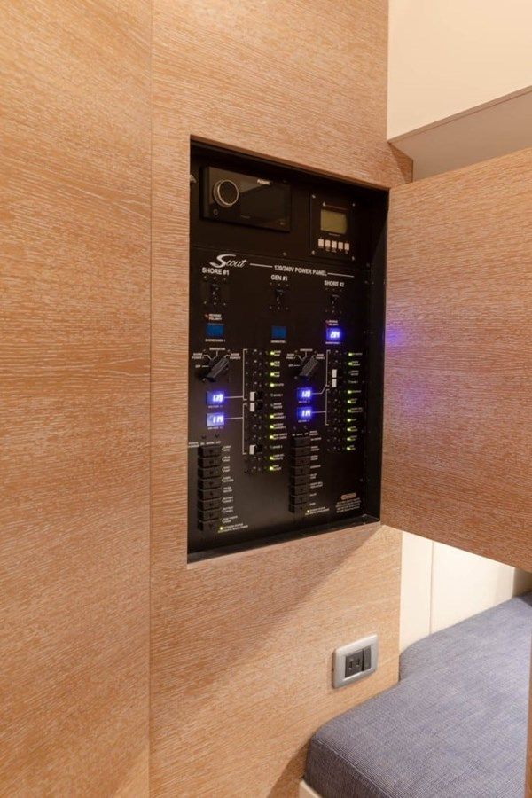 Продажа яхты 2024 Scout 530 LXF