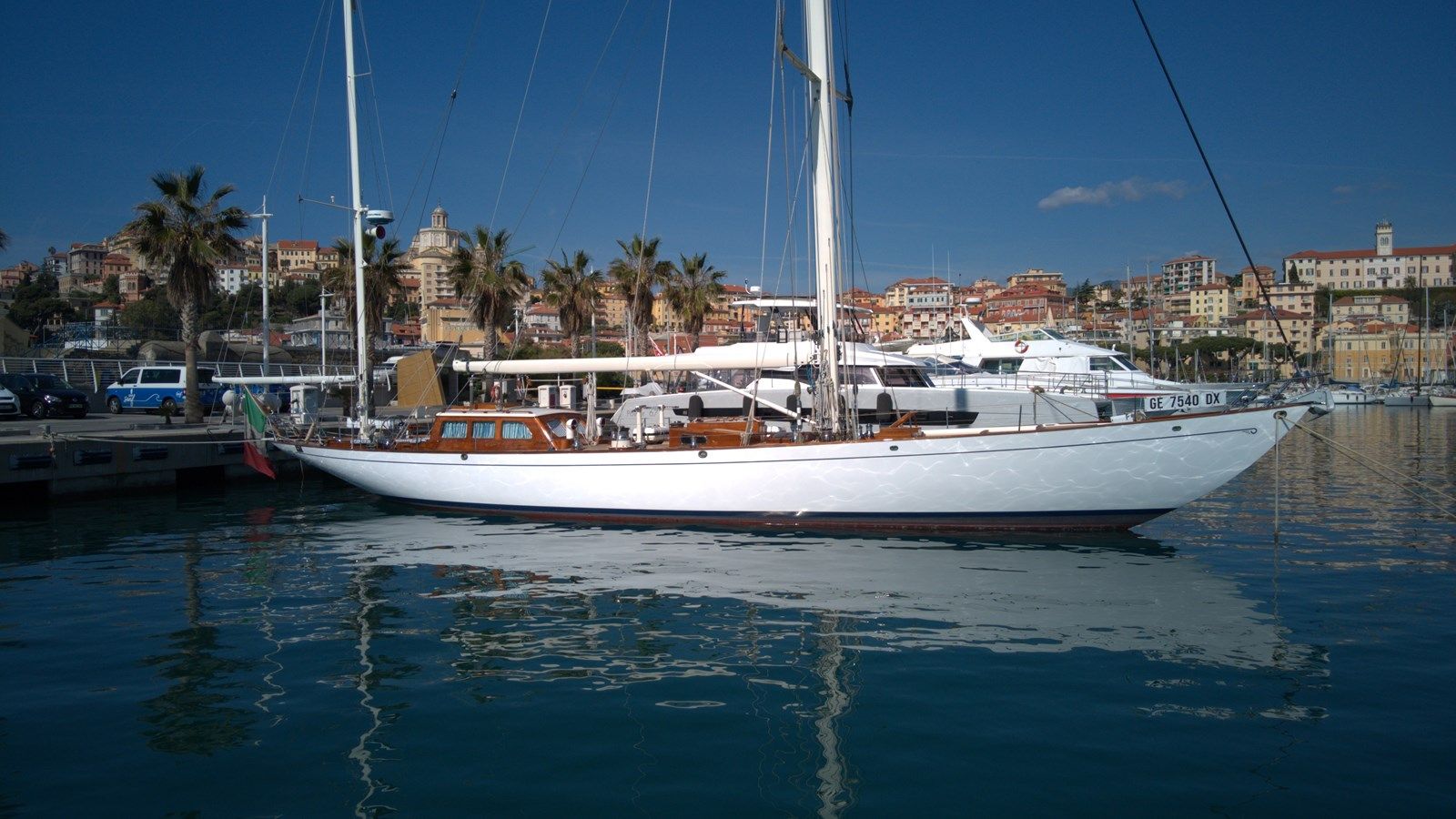 Buy a WINDIGO 73 at Shestakov Yacht Sales