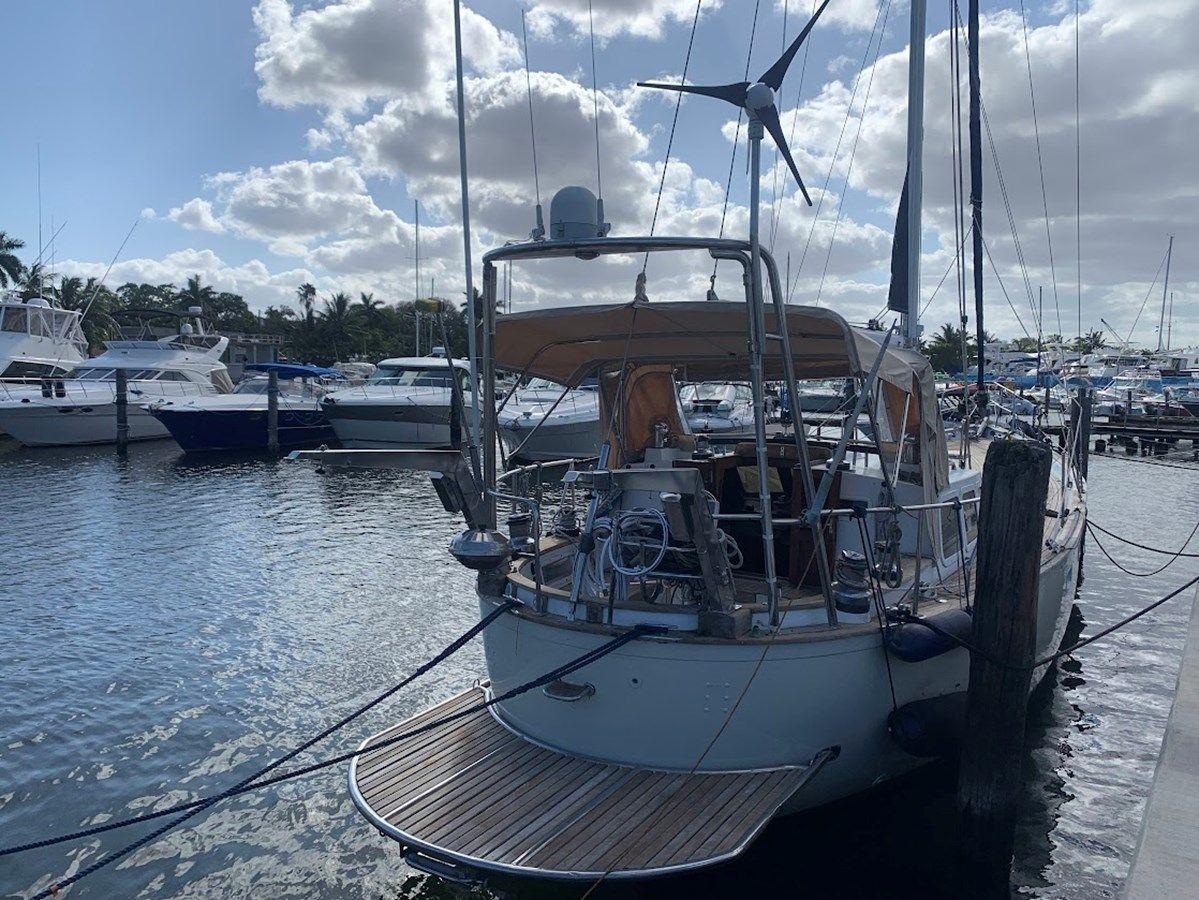 Buy a PAN OCEANIC 43 - PAN OCEANIC MARINE at Shestakov Yacht Sales