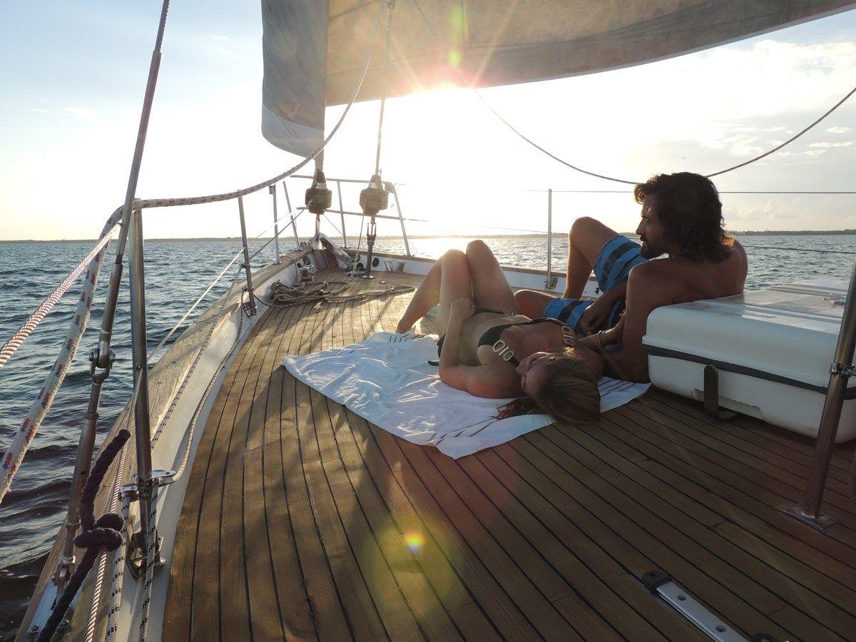 the best price on PAN OCEANIC 43 42