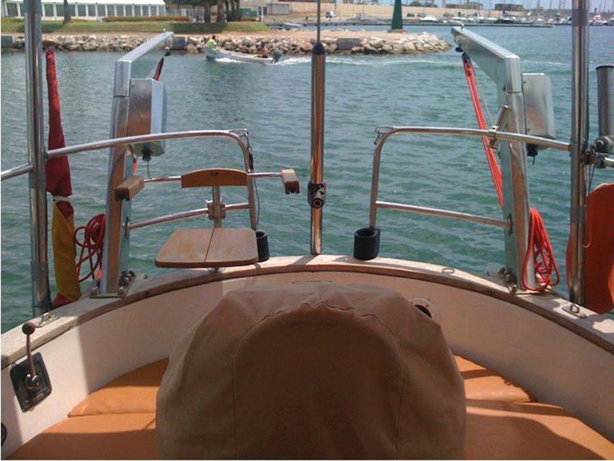 Buy a PAN OCEANIC 43 1986 at Shestakov Yacht Sales