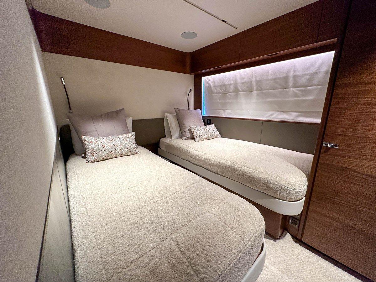 Buy a HANG LOOSE - PRINCESS at Shestakov Yacht Sales