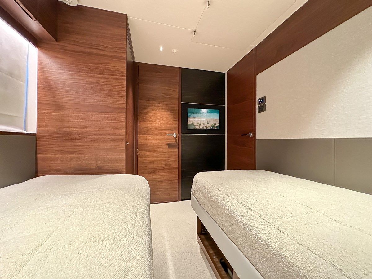 Buy a HANG LOOSE - PRINCESS at Shestakov Yacht Sales