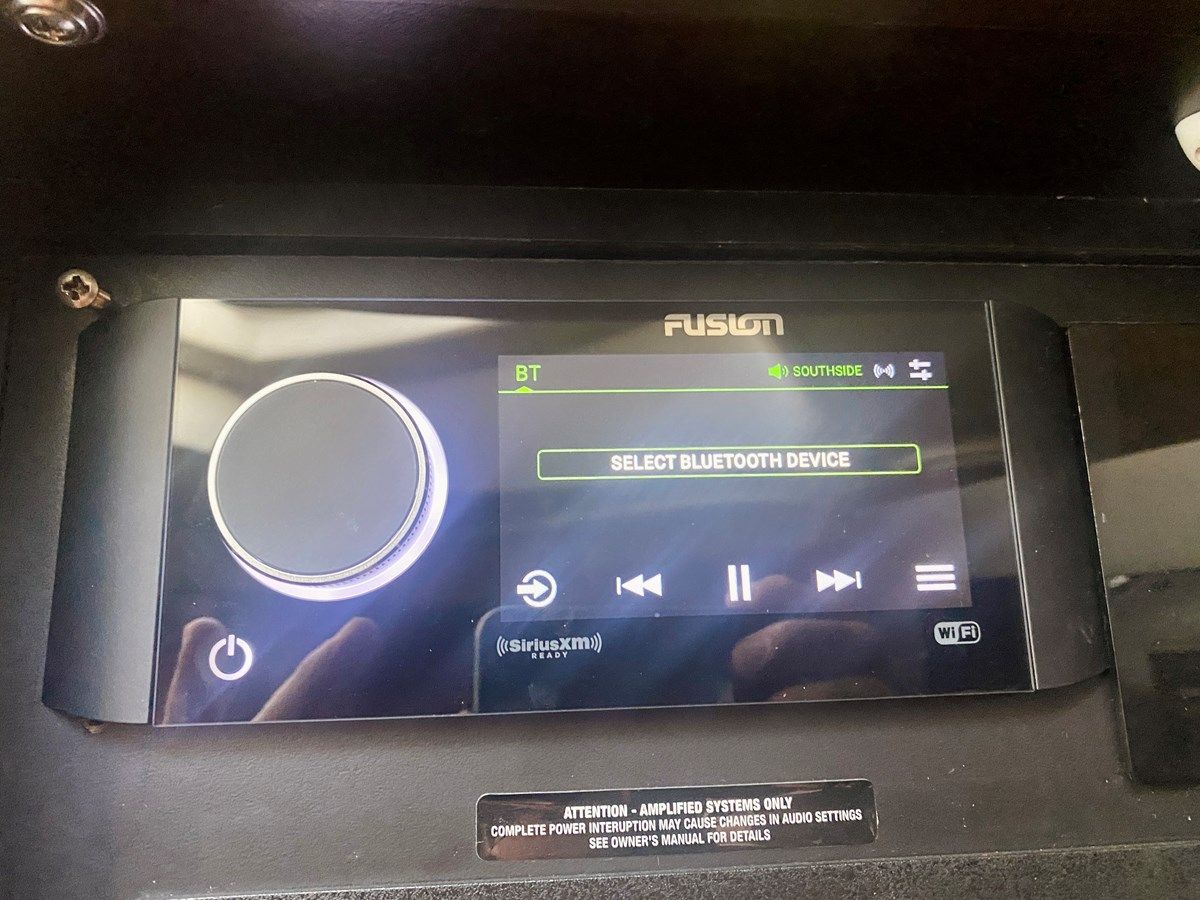 Buy a Southside - SEA RAY at Shestakov Yacht Sales