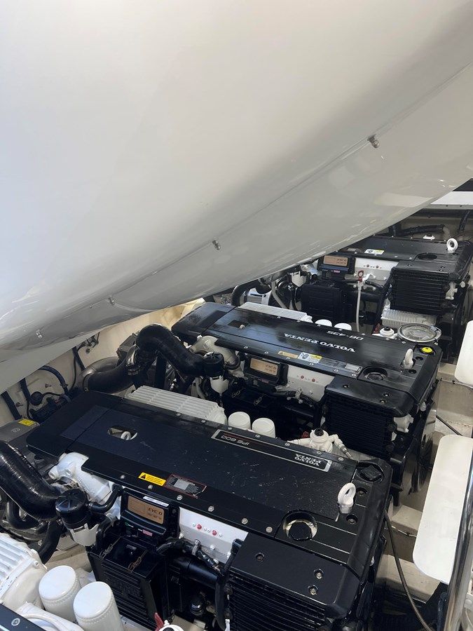 best yacht sales deals BG - Lazzara