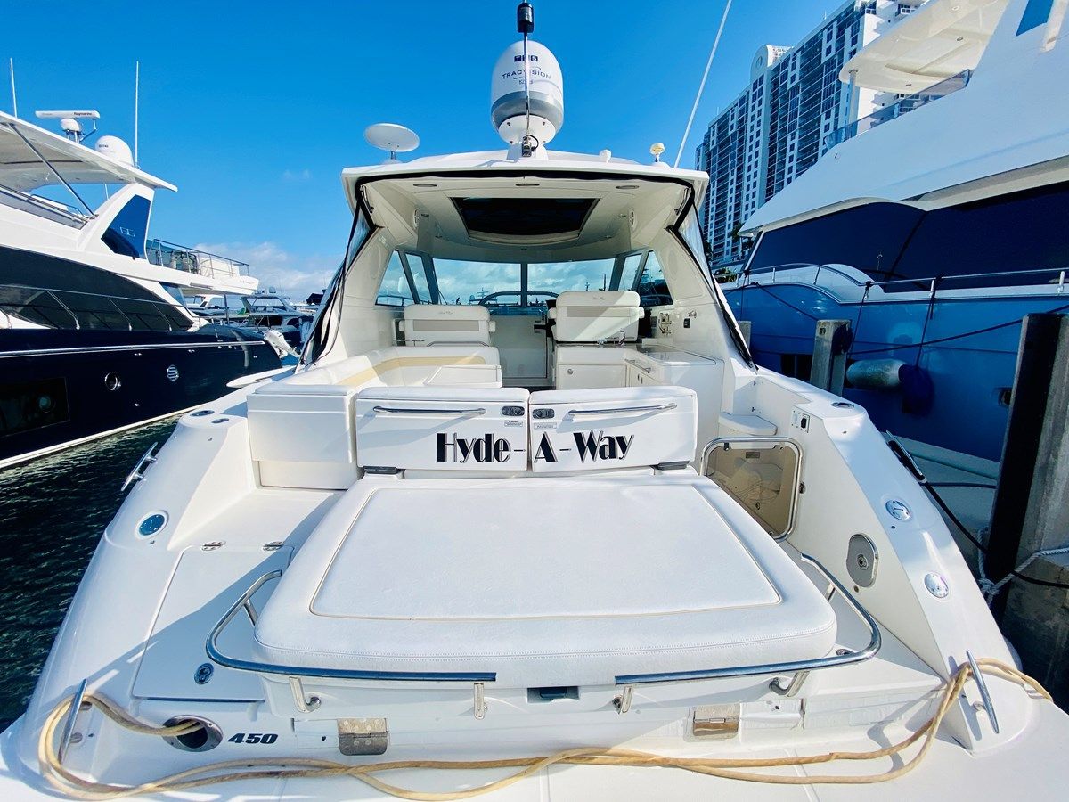 best yacht sales deals Hyde-A-Way 45