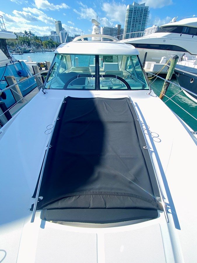 Hyde-A-Way - SEA RAY yacht sale