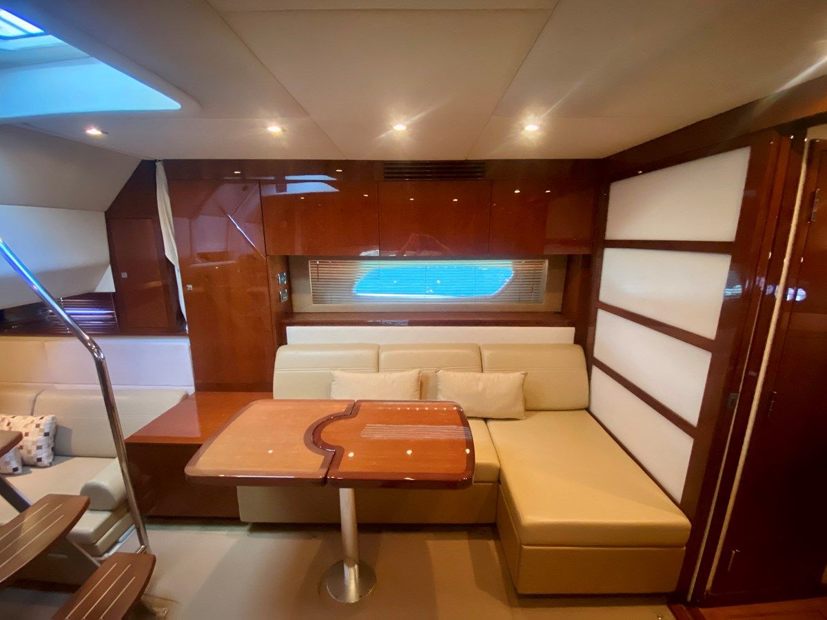 Hyde-A-Way 450 Sundancer yacht sale