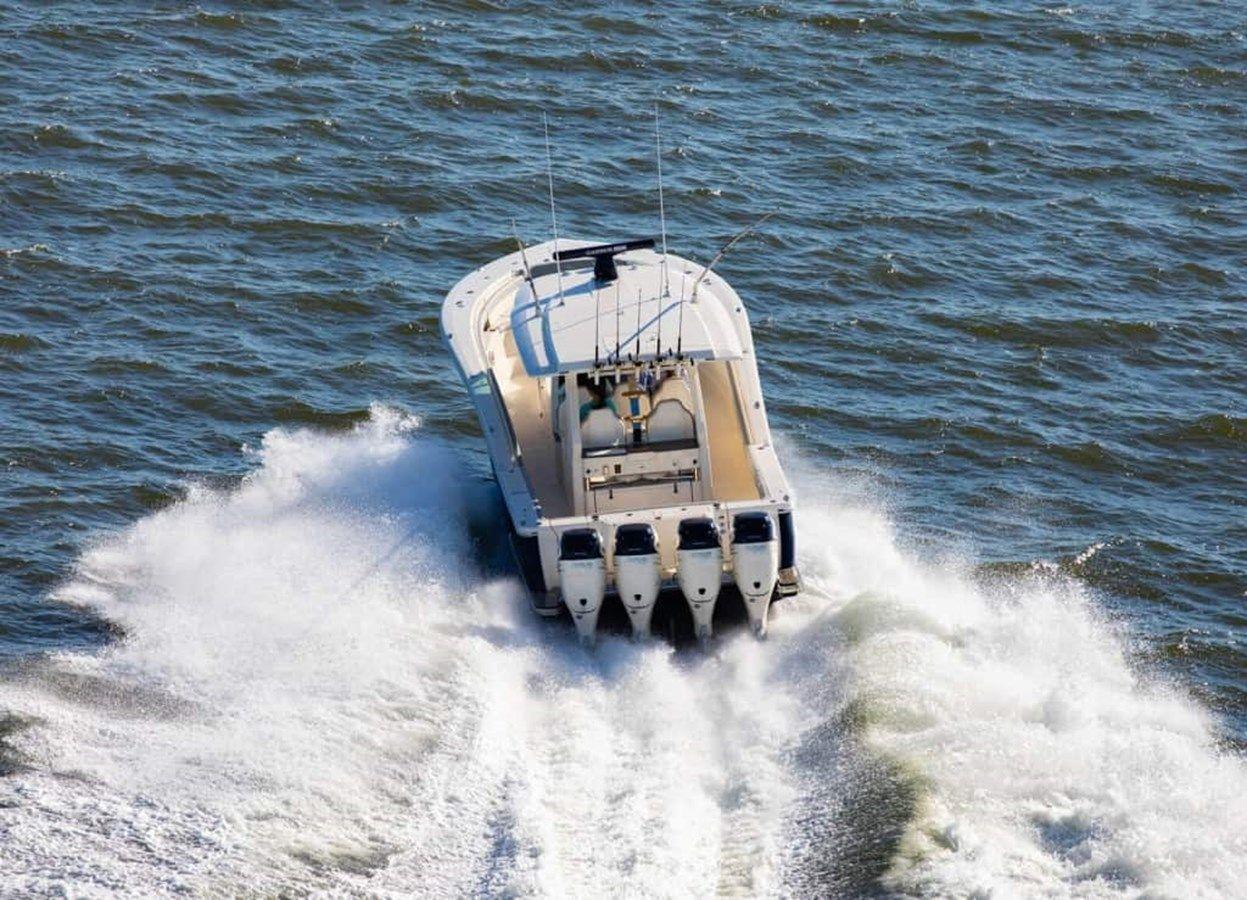 Buy a 2024 Scout 425 LXF 42 at Shestakov Yacht Sales