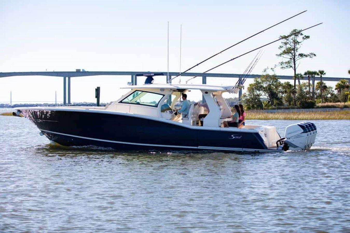 Buy a 2024 Scout 425 LXF - SCOUT BOATS at Shestakov Yacht Sales