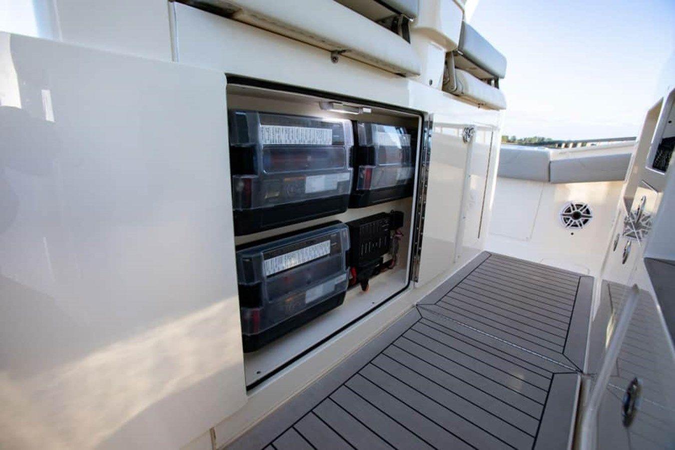 2024 Scout 425 LXF - SCOUT BOATS