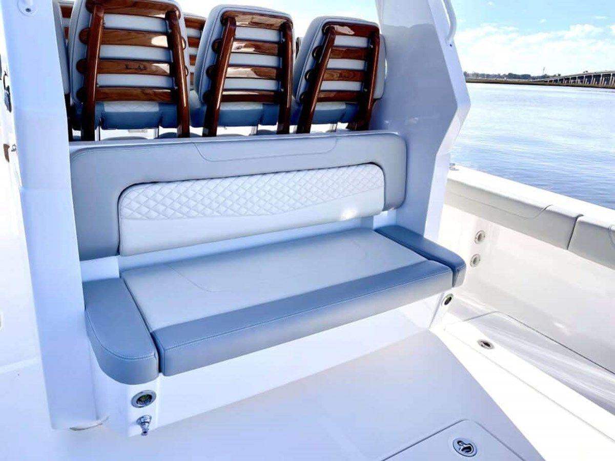 best yacht sales deals 2024 Scout 425 LXF 42