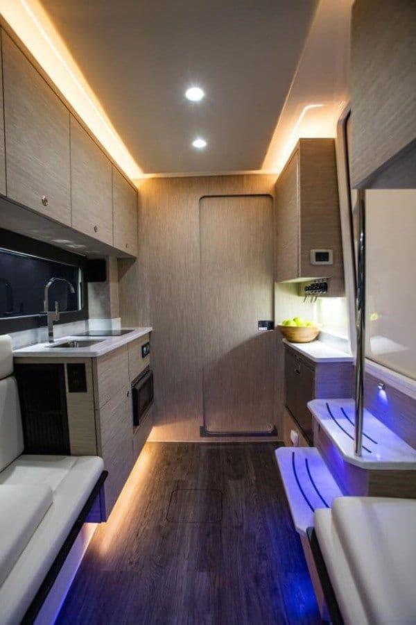 best yacht sales deals 2024 Scout 425 LXF 42