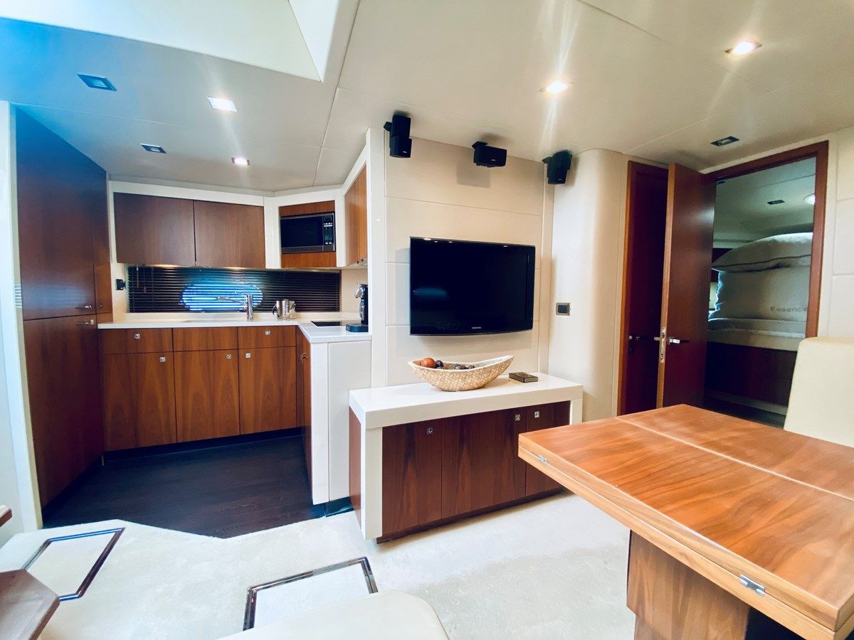 Лучшие предложения покупки яхты ESSENCE