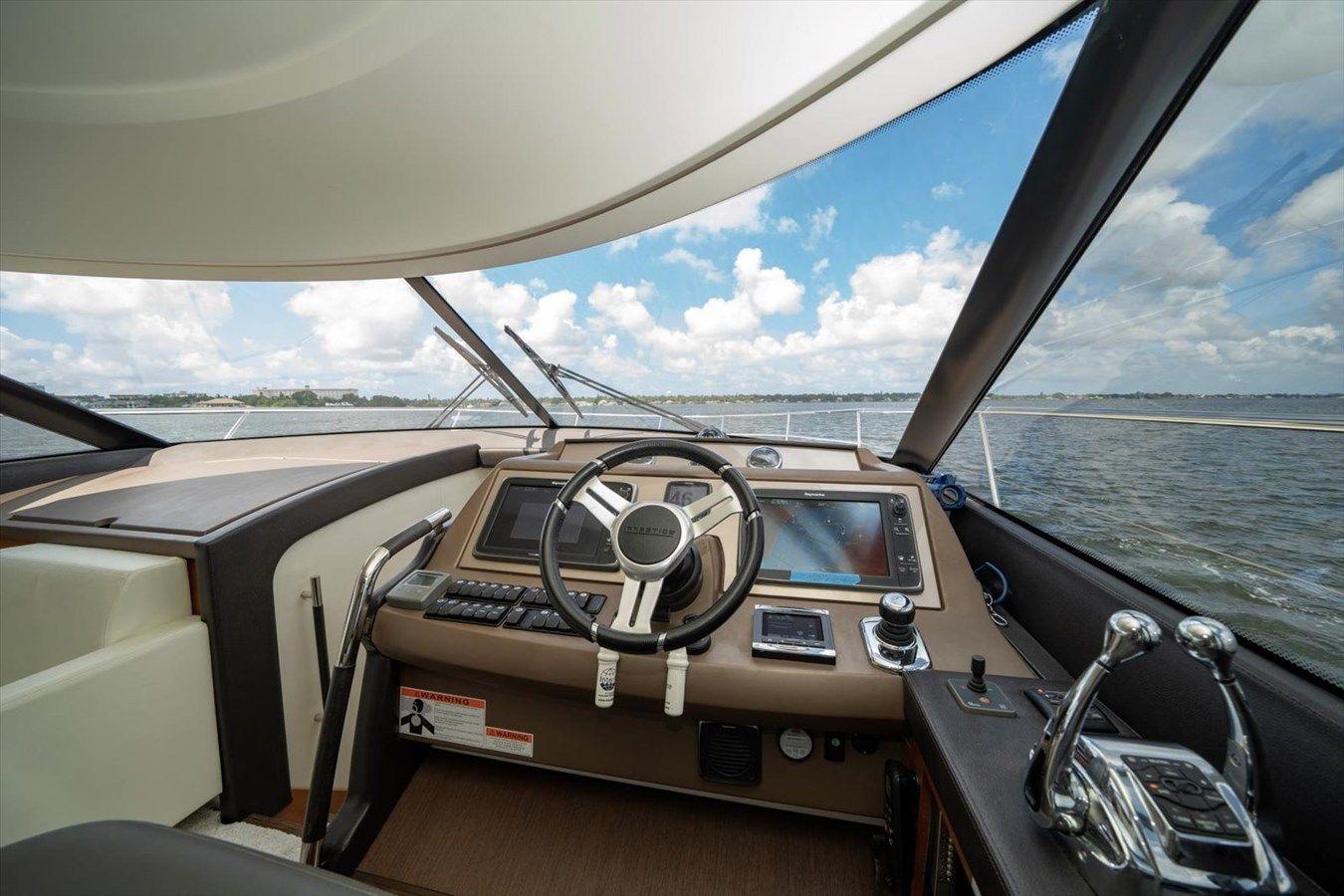 best yacht sales deals 2015 Prestige 550 Fly 55