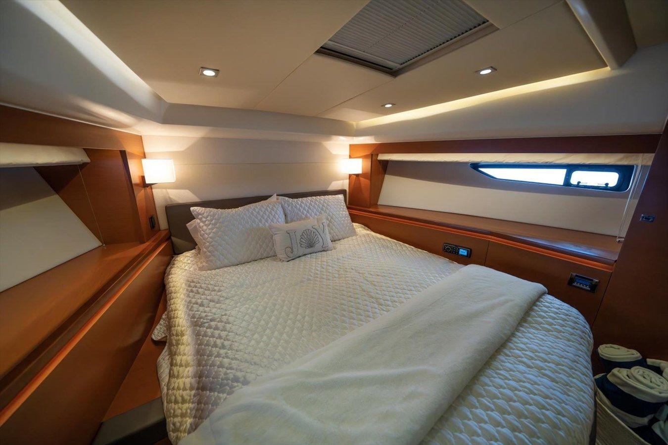 Buy a 2015 Prestige 550 Fly 2015 at Shestakov Yacht Sales