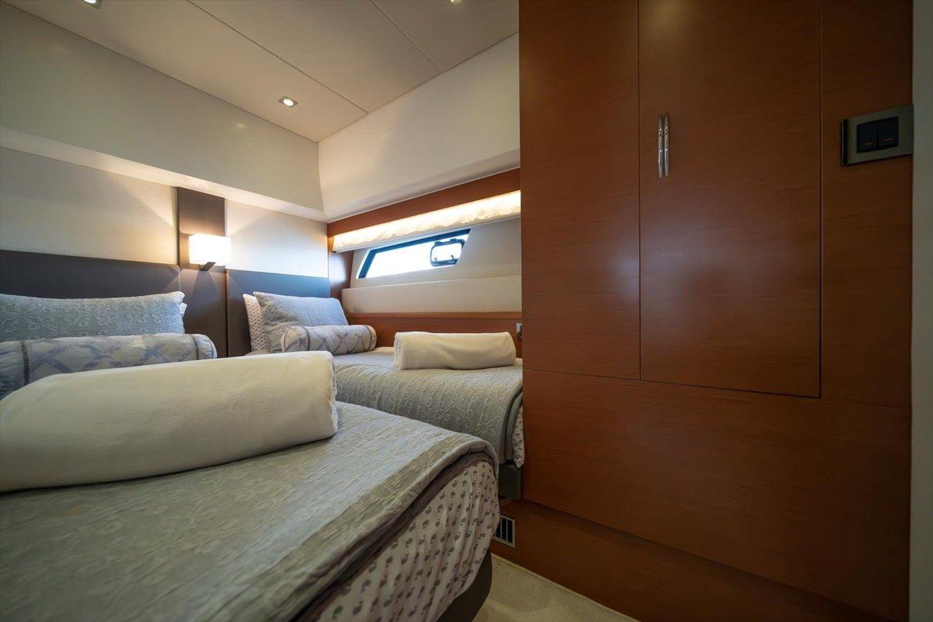 Buy a 2015 Prestige 550 Fly - PRESTIGE at Shestakov Yacht Sales