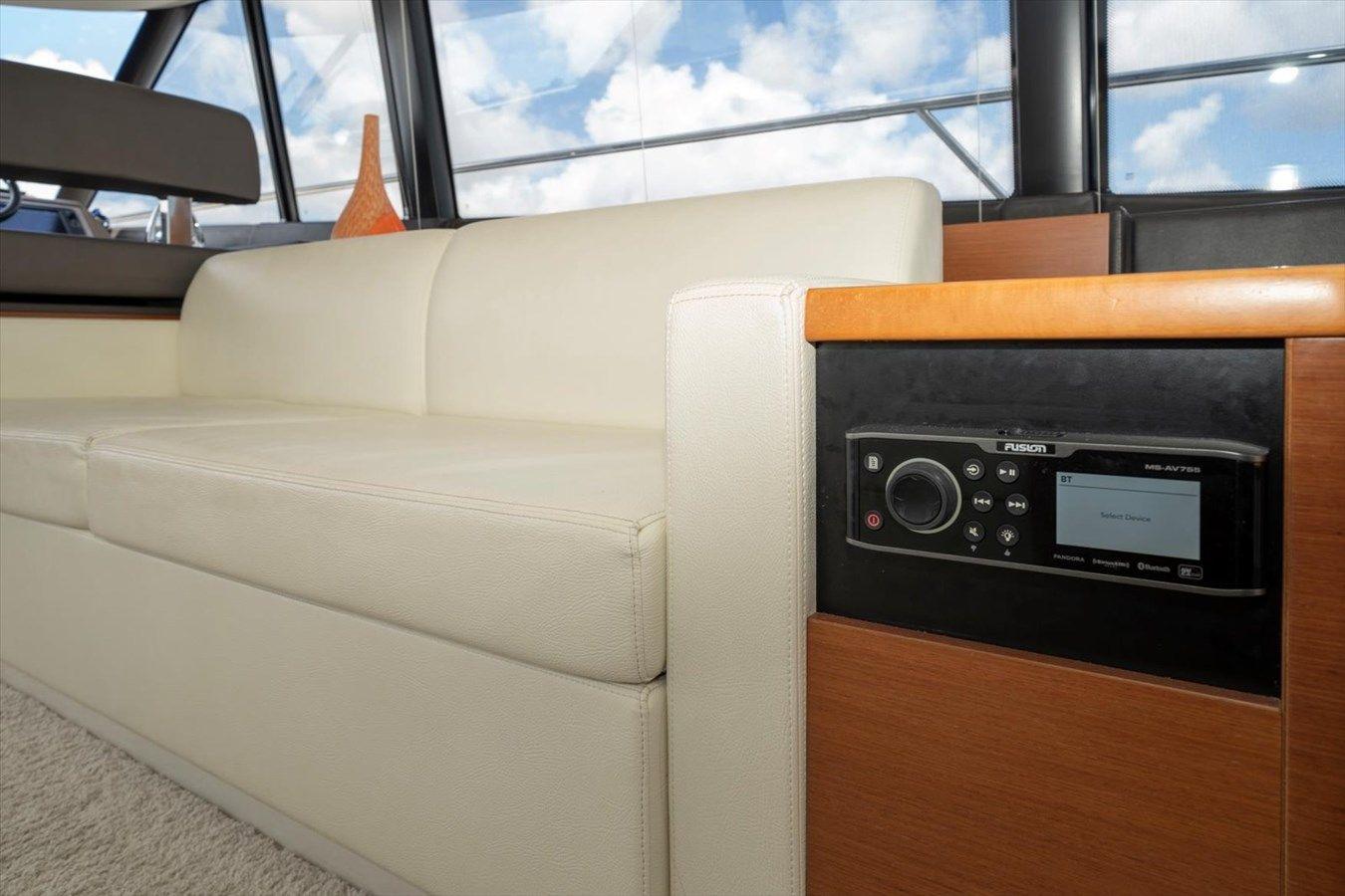 2015 Prestige 550 Fly - PRESTIGE yacht sale