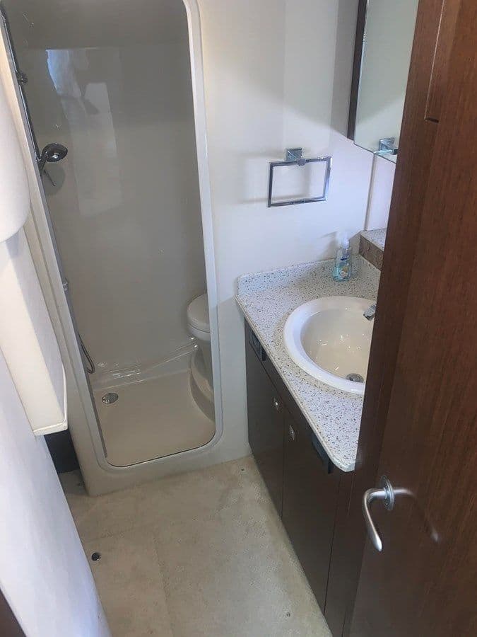 - - Cruisers Yachts yacht sale