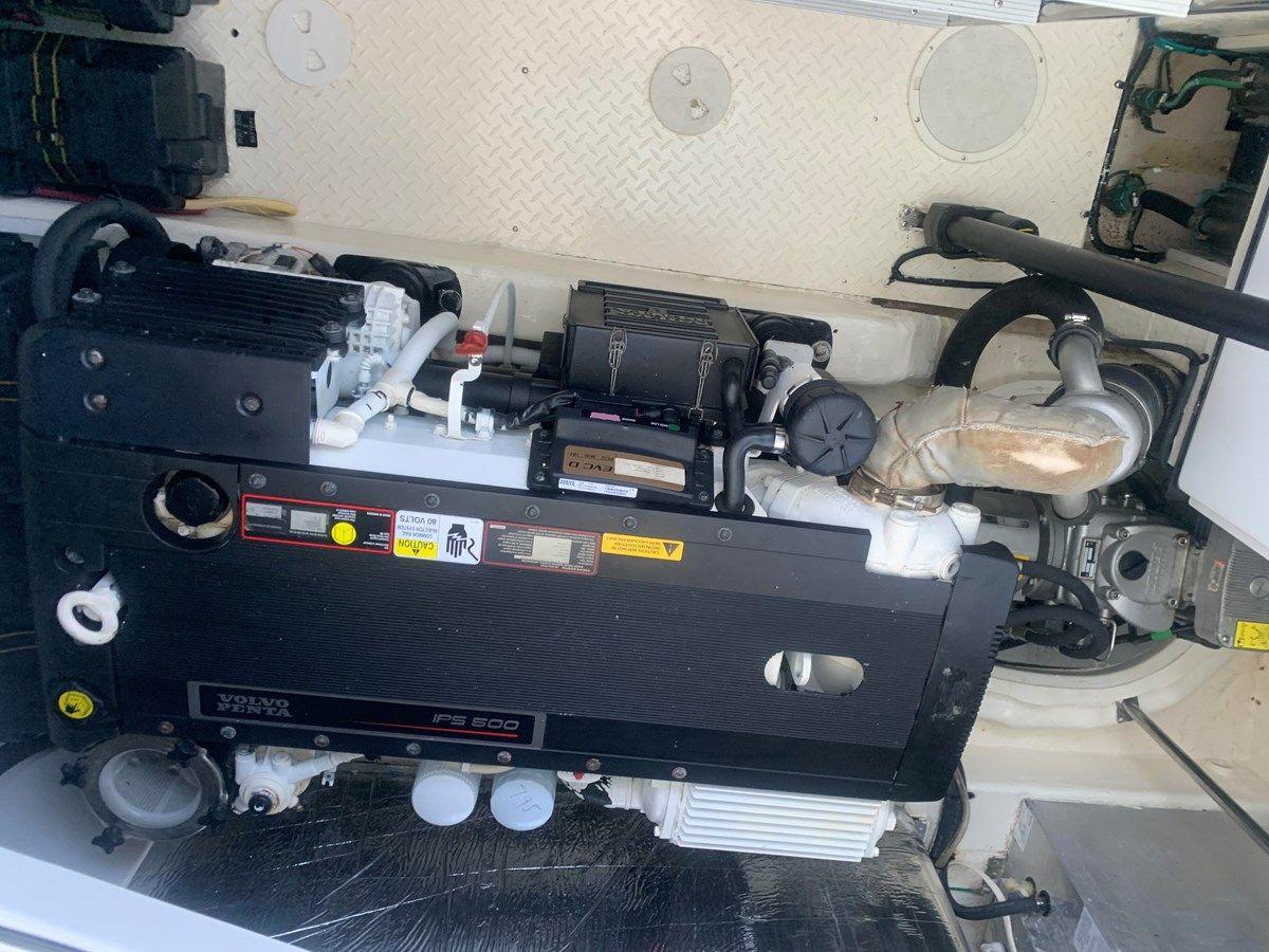 - - Cruisers Yachts price