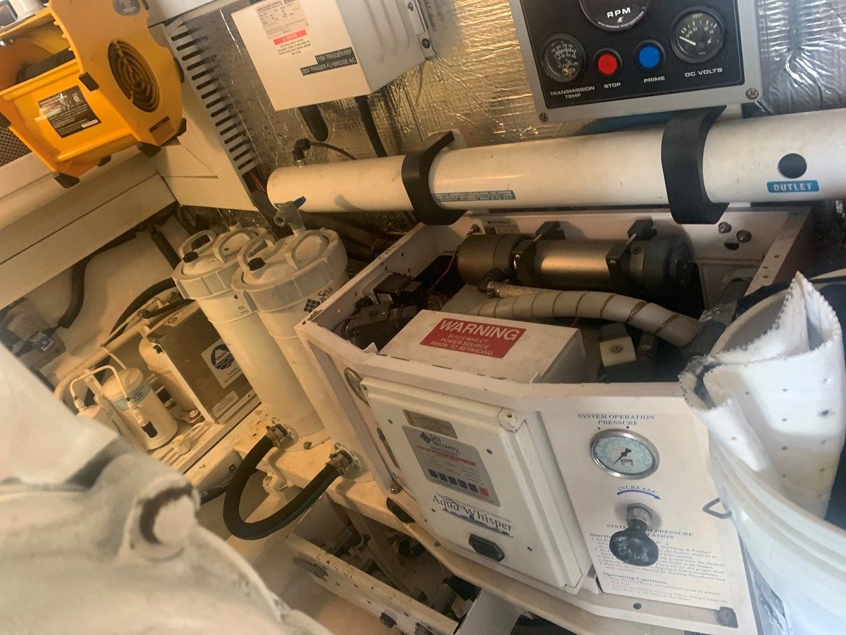 Buy a Knot Diggin 2001 at Shestakov Yacht Sales