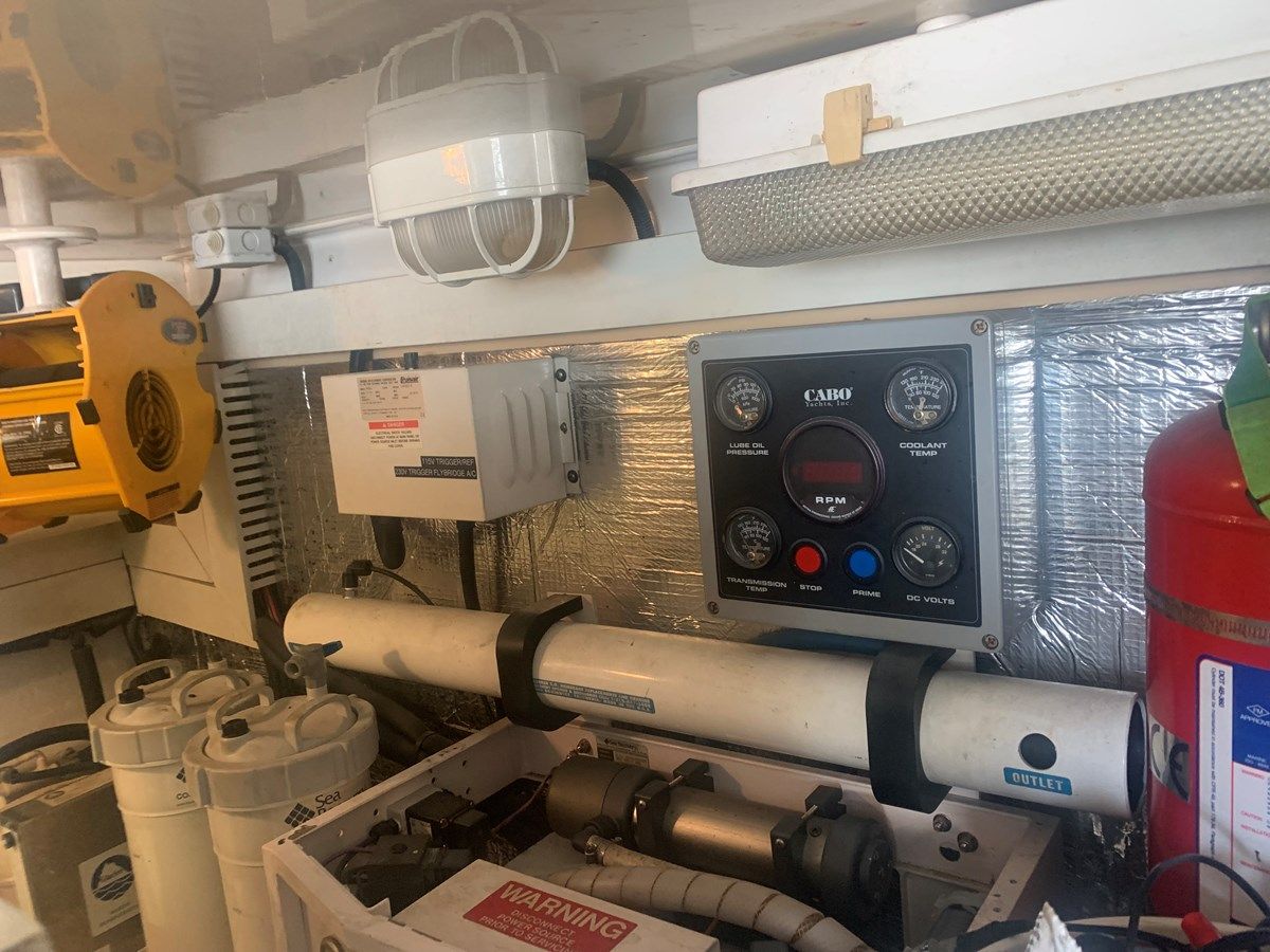 Knot Diggin - Cabo Yachts