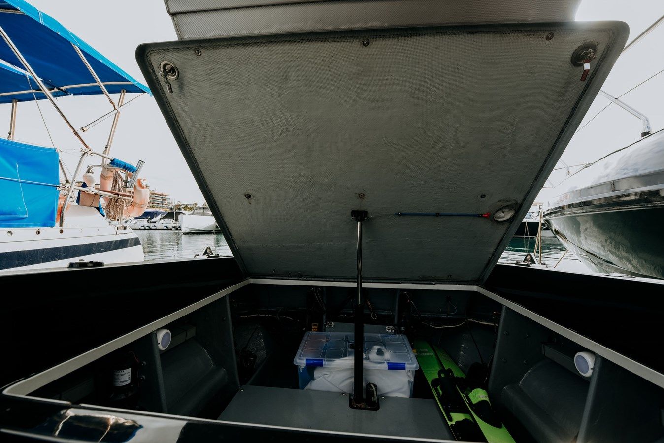 Buy a yacht F11 Fabio Buzzi (FB 3819 S)