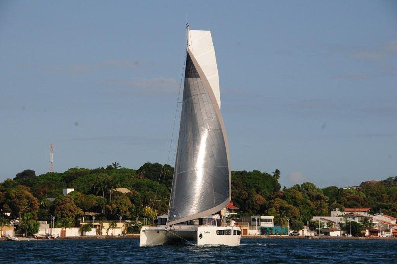 Buy a yacht 2023 Dolphin 380 380