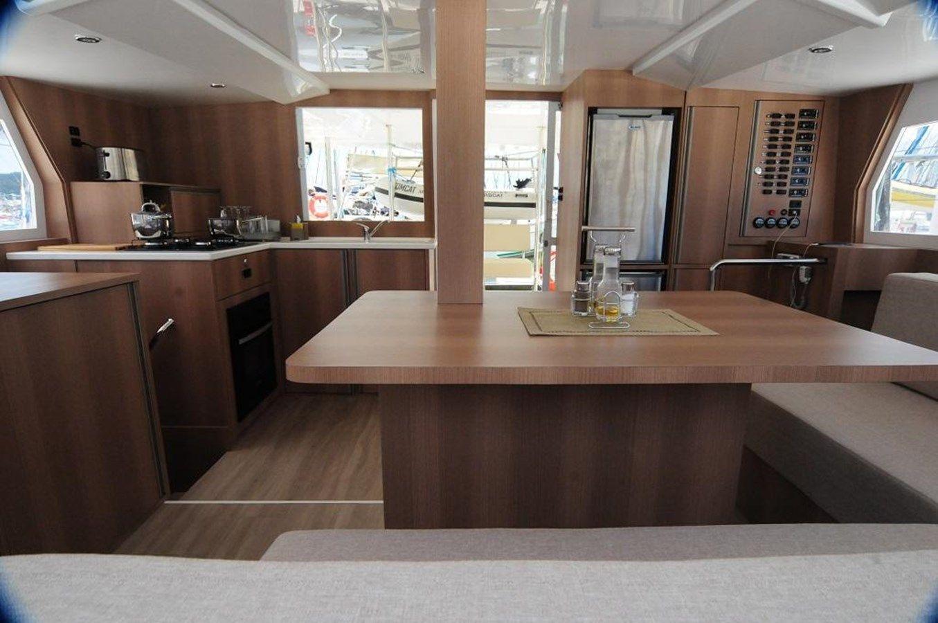 the best price on 2023 Dolphin 380 380