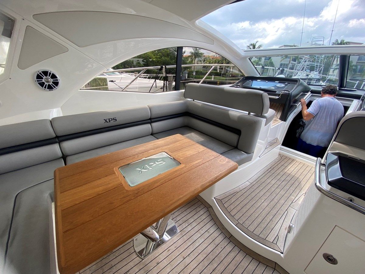 Buy a yacht - - Sunseeker