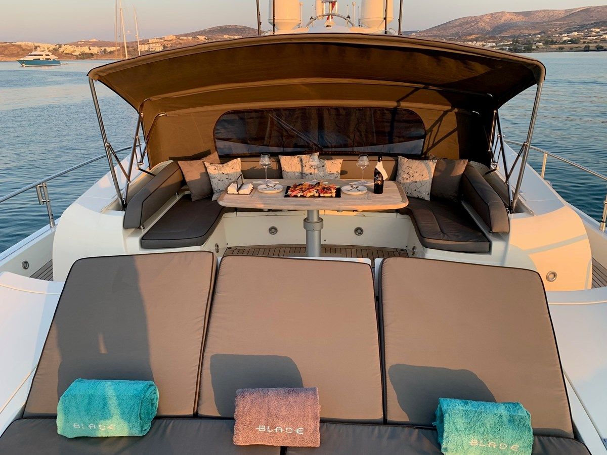 Buy a yacht Blade 6 Predator 92