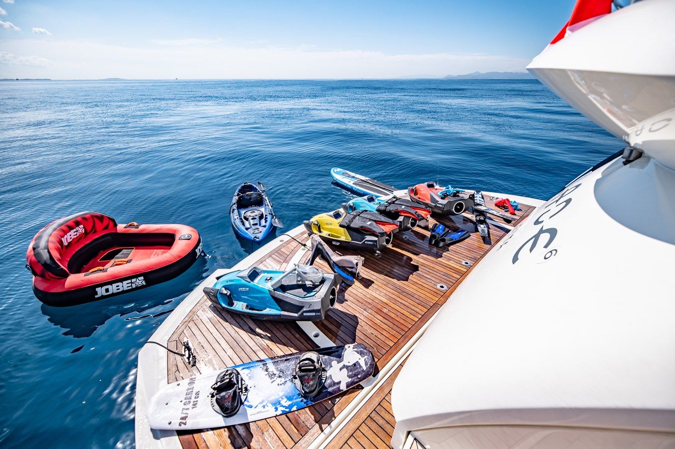 best yacht sales deals Blade 6 Predator 92