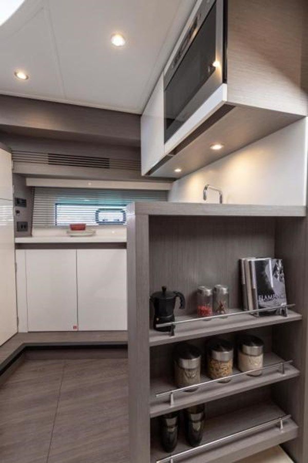 Купить яхту In Stock - Beneteau в Shestakov Yacht Sales