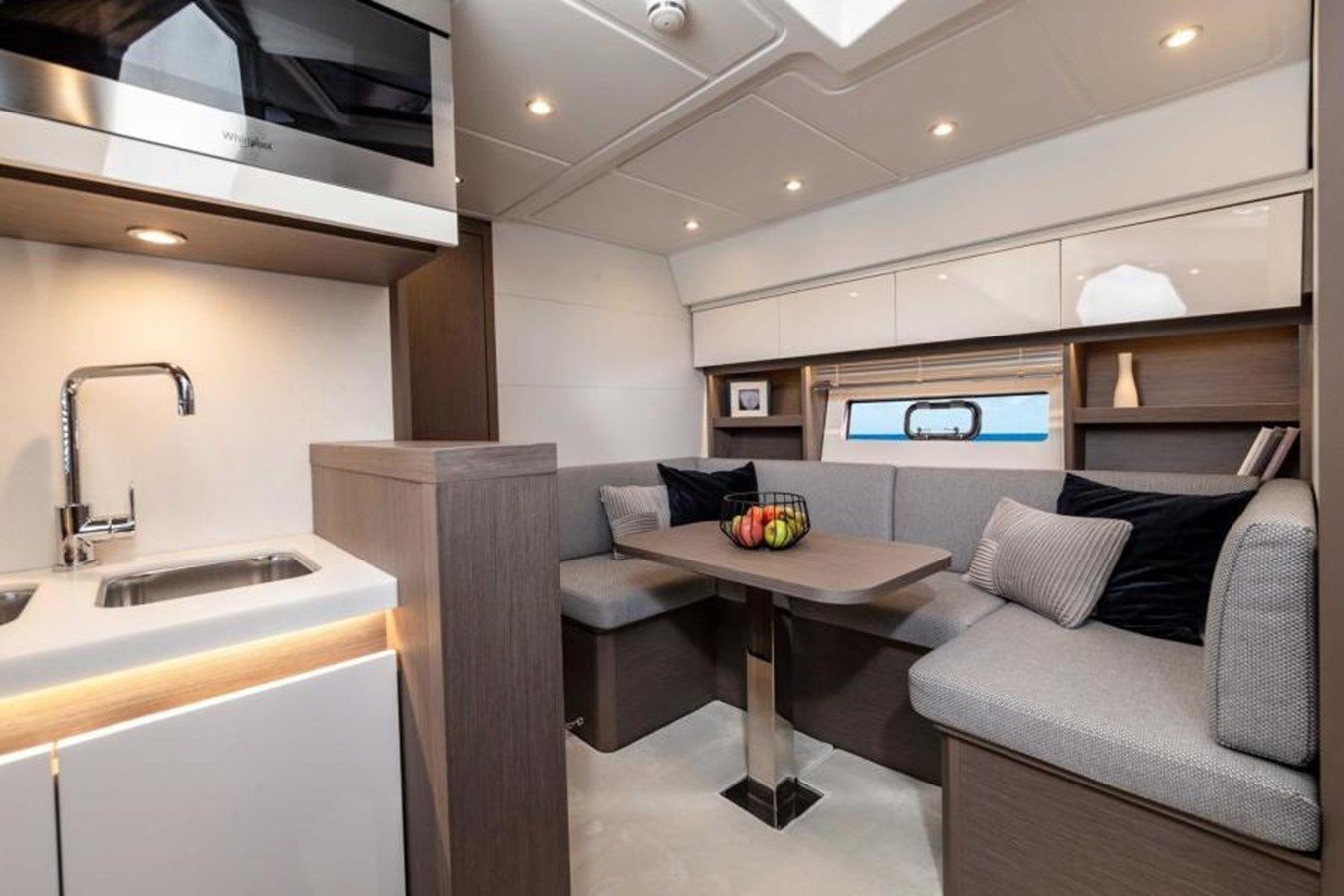 Лучшая цена на In Stock