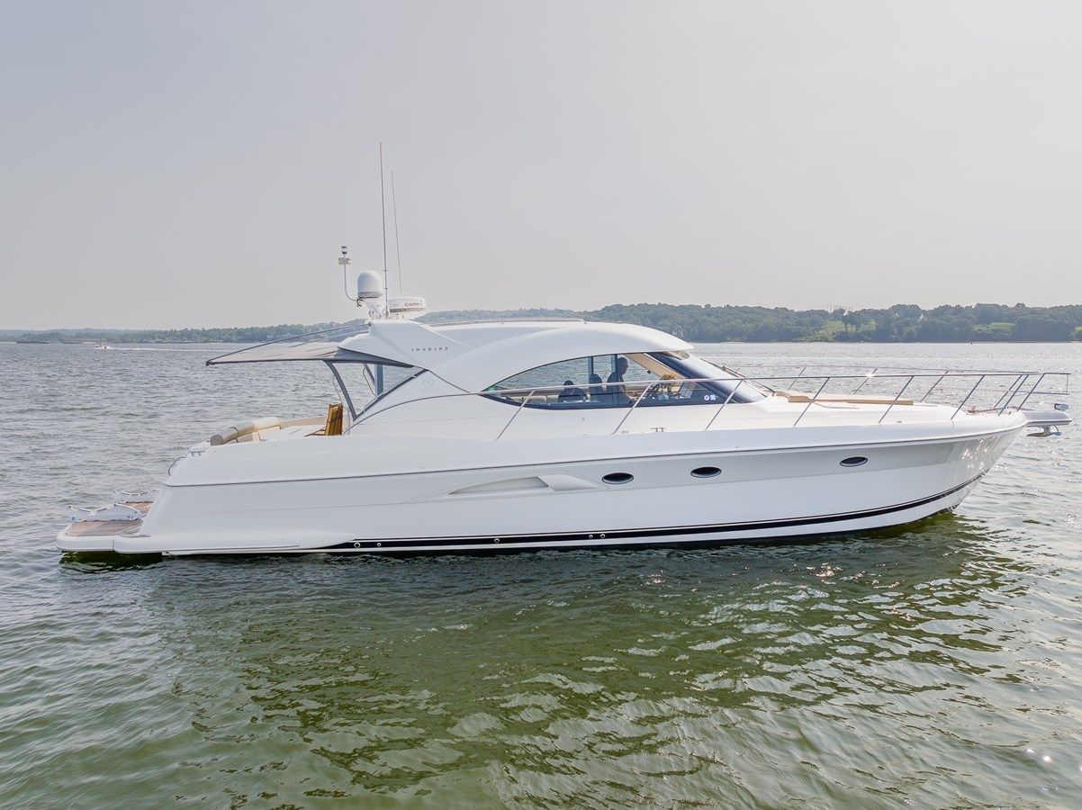 the best price on IMAGINE 5000 Sport Yacht