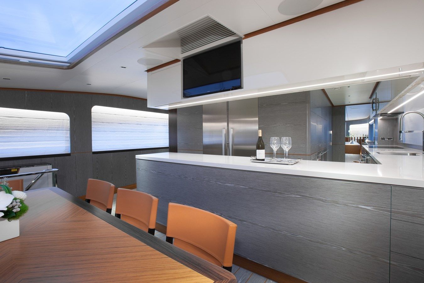 Buy a yacht Horizon RP110 2026