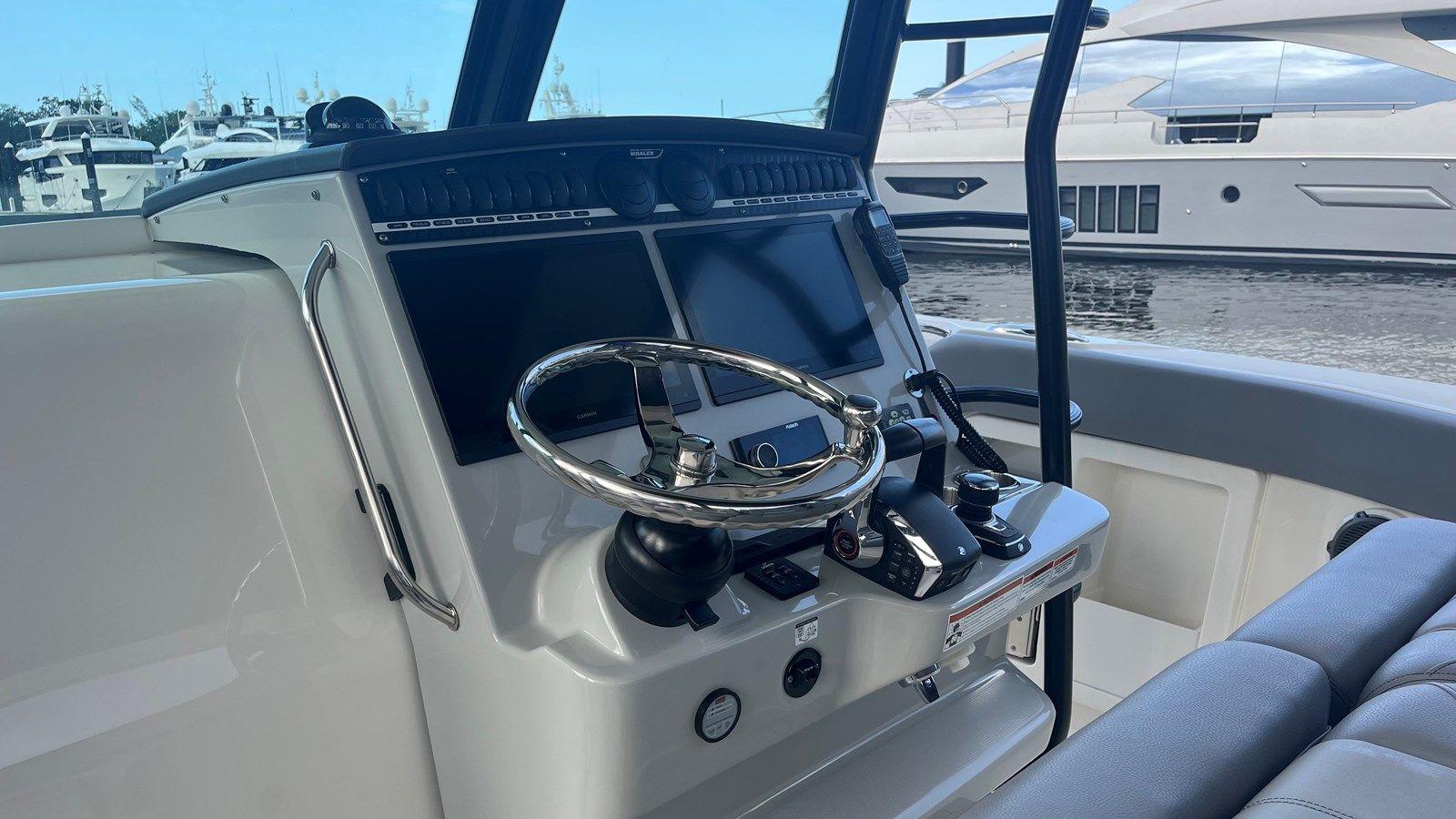 BLUE WHALER yacht sale