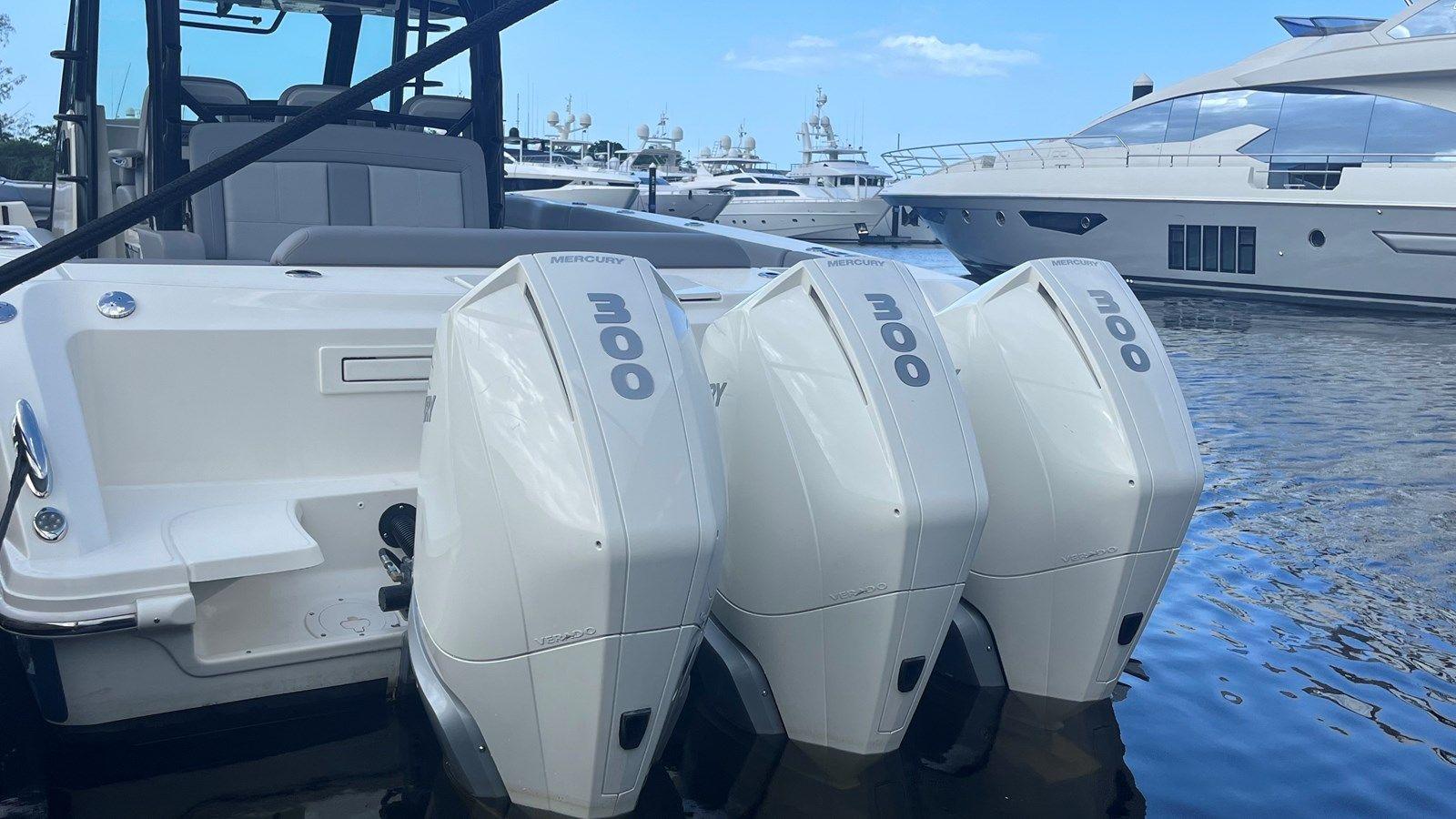 BLUE WHALER - Boston Whaler price