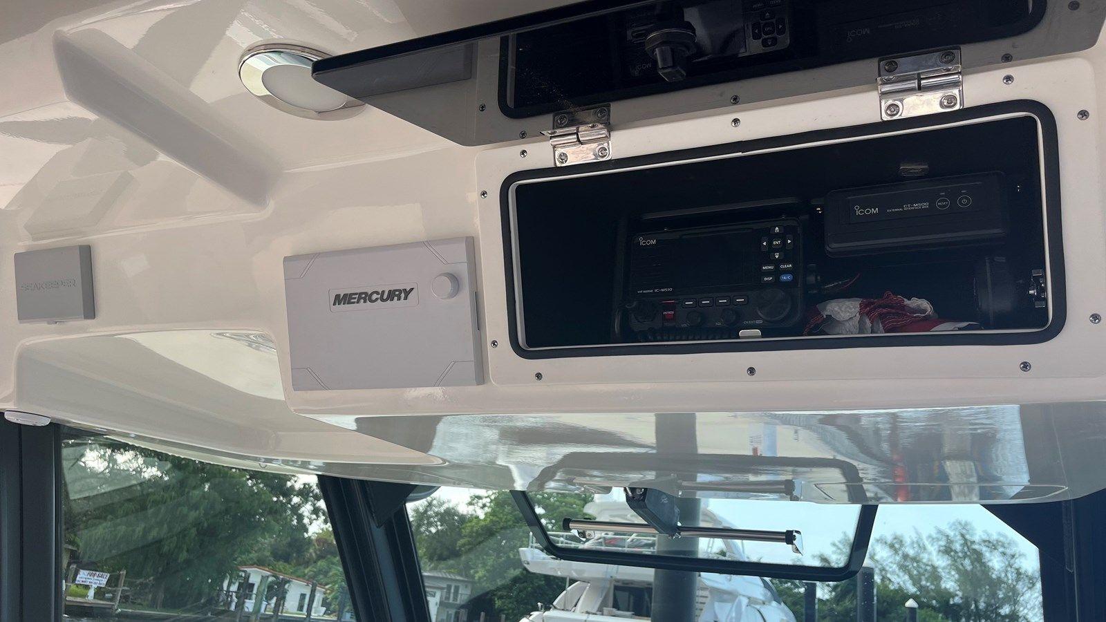 best yacht sales deals BLUE WHALER 380 OUTRAGE