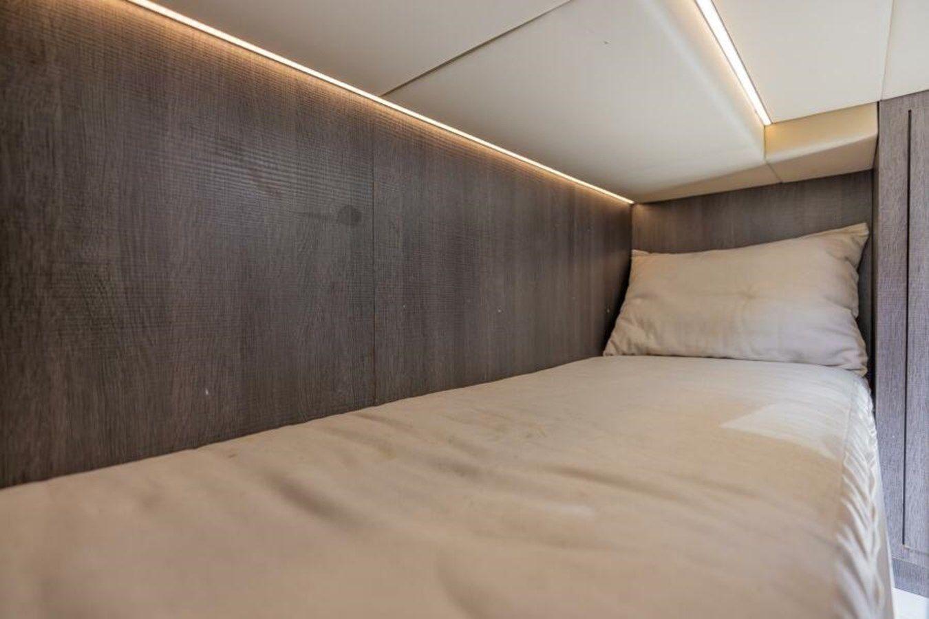 SPIN - CNM - CANTIERI NAVALI DEL MEDITERRANEO yacht sale