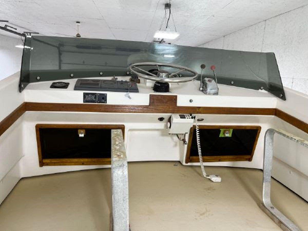 Buy a 1988 Cape Dory Flybridge Cruiser 1988 at Shestakov Yacht Sales