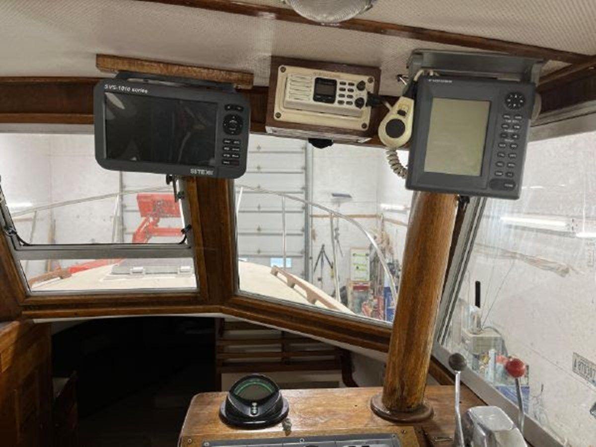 1988 Cape Dory Flybridge Cruiser price