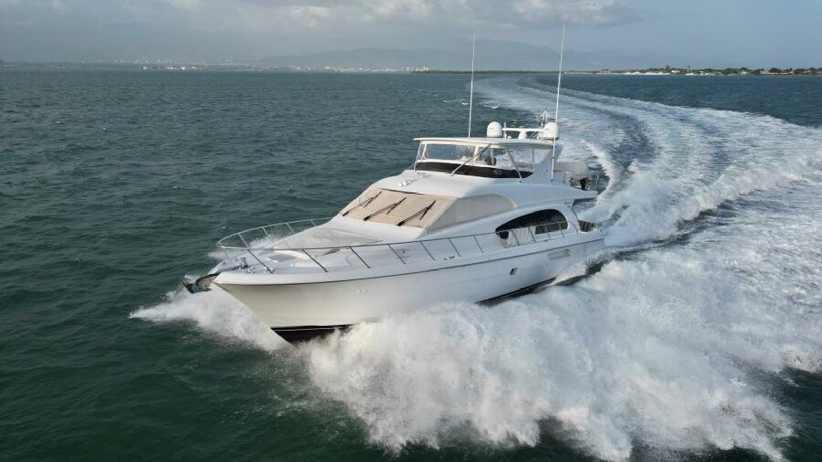 the best price on Volare - Hatteras