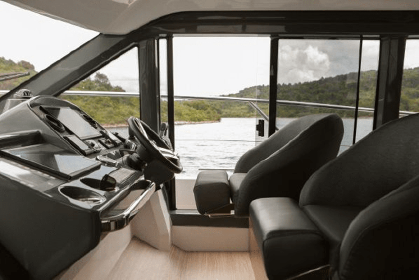 Стоимость яхты 2023  Bavaria R40 Fly - Charleston